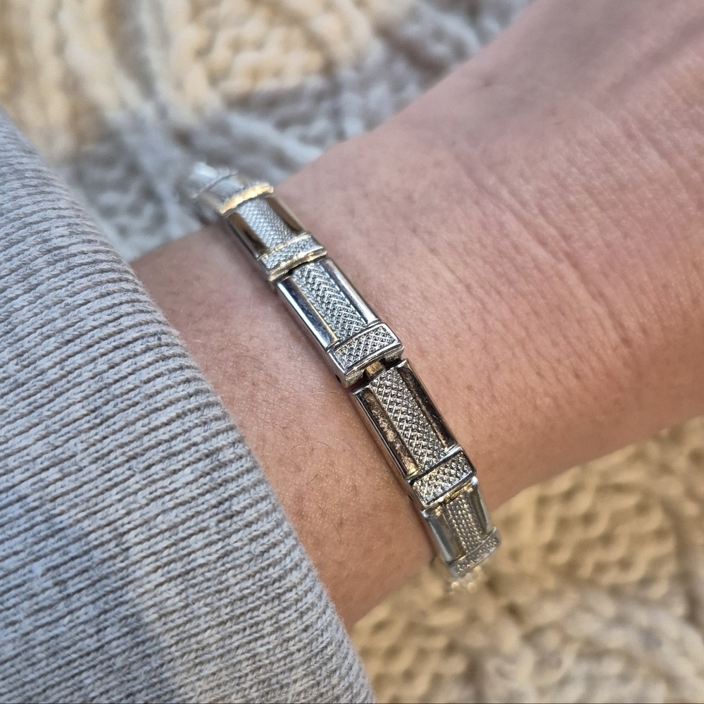 🌿5/$25 Magnetic Two Toned Clasp Bracelet